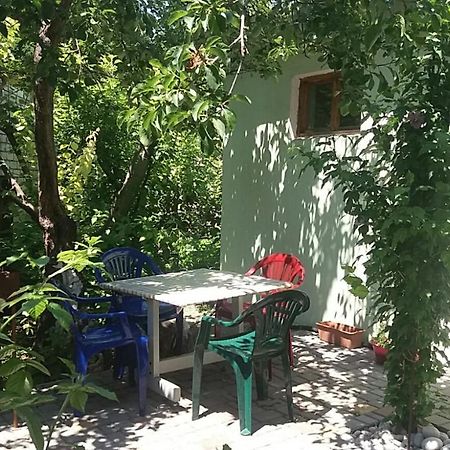 Hotel Dacha V Arkadii à Odessa Extérieur photo
